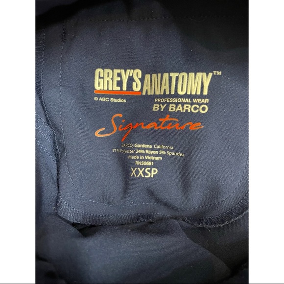 Grey's Anatomy Scrub Pants - Picture 5 of 6